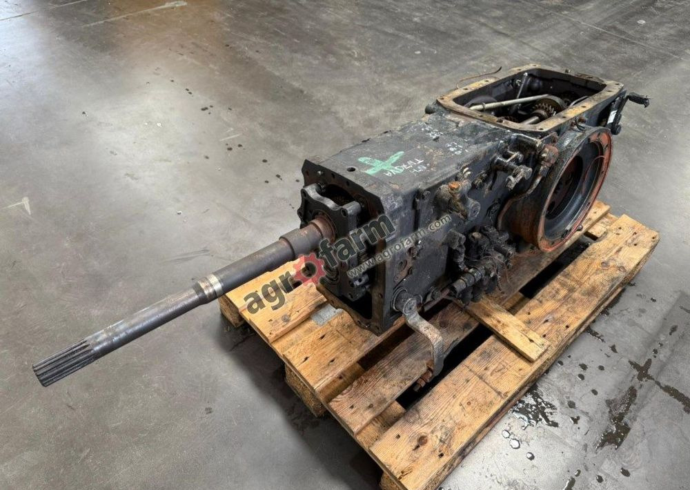 Skrzynia biegów New Holland TN70VA - Κιβώτιο ταχυτήτων: φωτογραφία 1 Skrzynia biegów New Holland TN70VA - Κιβώτιο ταχυτήτων: φωτογραφία 1