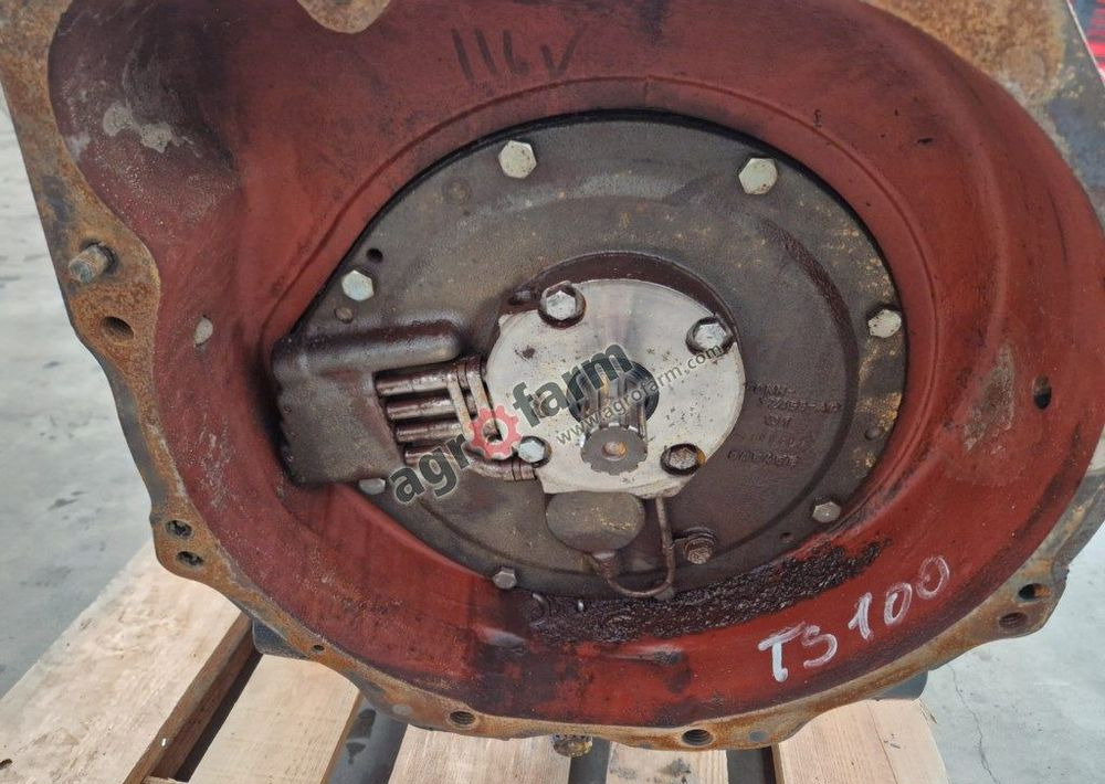 Skrzynia biegów New Holland TS100 - Κιβώτιο ταχυτήτων: φωτογραφία 4 Skrzynia biegów New Holland TS100 - Κιβώτιο ταχυτήτων: φωτογραφία 4