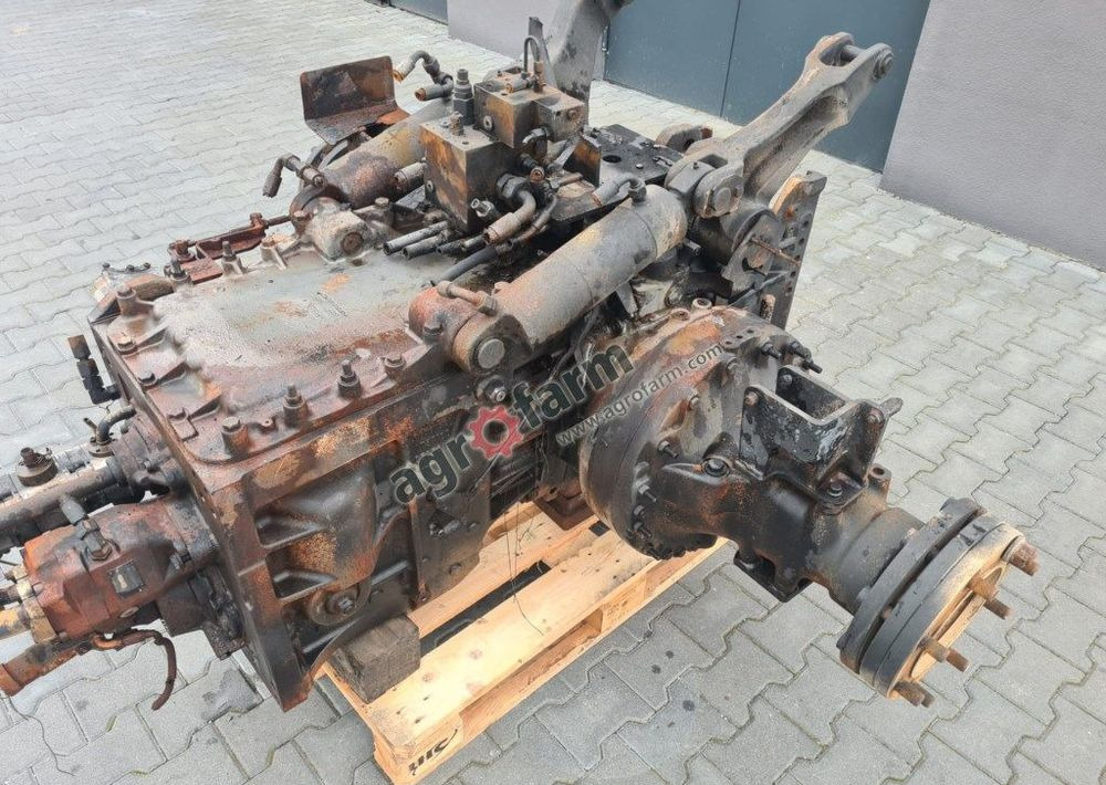 Skrzynia biegów, tylny most Massey Ferguson 6614 - Κιβώτιο ταχυτήτων: φωτογραφία 2 Skrzynia biegów, tylny most Massey Ferguson 6614 - Κιβώτιο ταχυτήτων: φωτογραφία 2