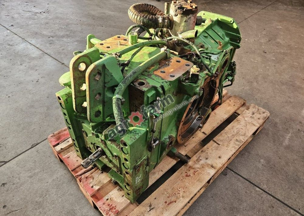 TYLNY MOST I SKRZYNIA BIEGÓW JOHN DEERE L113175 - Κιβώτιο ταχυτήτων: φωτογραφία 2 TYLNY MOST I SKRZYNIA BIEGÓW JOHN DEERE L113175 - Κιβώτιο ταχυτήτων: φωτογραφία 2