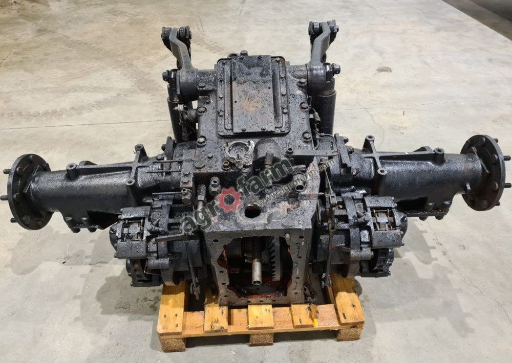 Tylny most Deutz Fahr Agrostar 6.61 4374608R - Κιβώτιο ταχυτήτων: φωτογραφία 4 Tylny most Deutz Fahr Agrostar 6.61 4374608R - Κιβώτιο ταχυτήτων: φωτογραφία 4