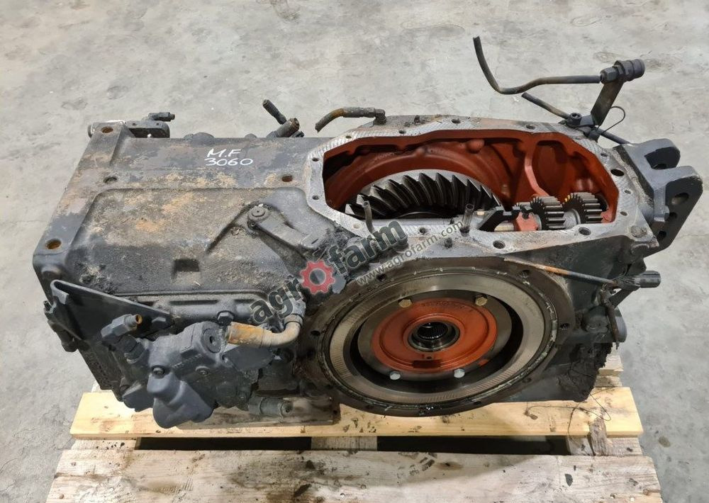 Tylny most Massey Ferguson 3080 3582429M1 - Κιβώτιο ταχυτήτων: φωτογραφία 4 Tylny most Massey Ferguson 3080 3582429M1 - Κιβώτιο ταχυτήτων: φωτογραφία 4