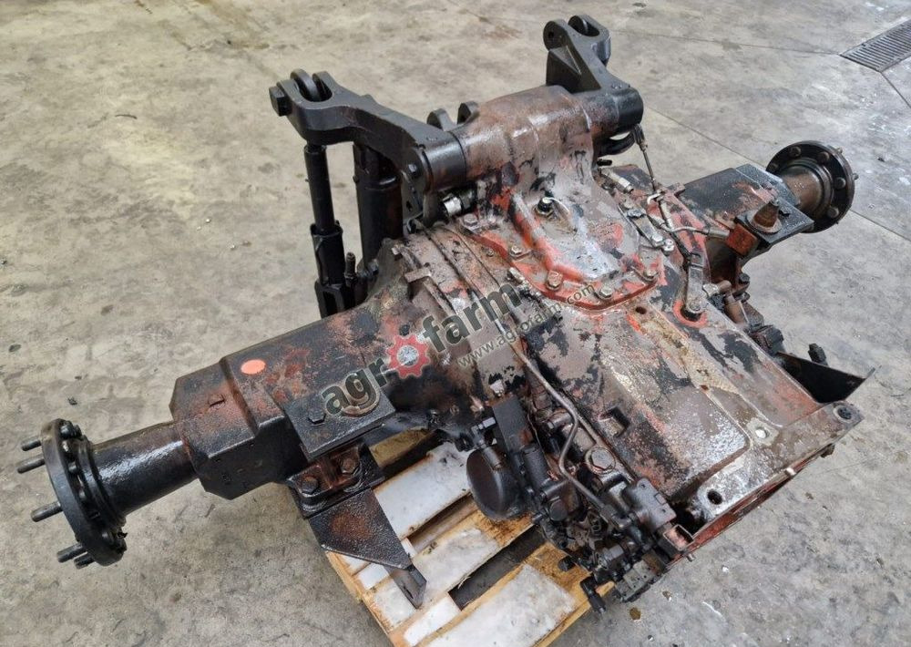 Tylny most Massey Ferguson 6180 - Κιβώτιο ταχυτήτων: φωτογραφία 3 Tylny most Massey Ferguson 6180 - Κιβώτιο ταχυτήτων: φωτογραφία 3