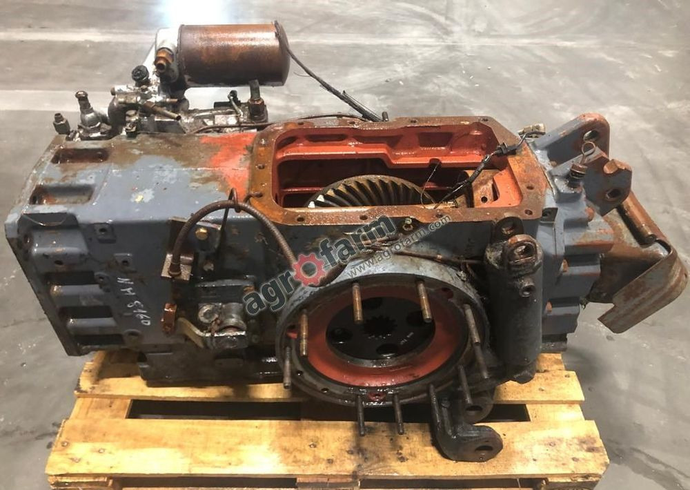 Tylny most New Holland 8160 5164888 - Κιβώτιο ταχυτήτων: φωτογραφία 3 Tylny most New Holland 8160 5164888 - Κιβώτιο ταχυτήτων: φωτογραφία 3