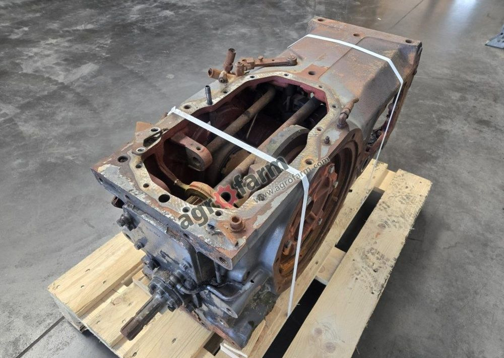 Tylny most Renault Ares 556 RZ 851B6 - Κιβώτιο ταχυτήτων: φωτογραφία 2 Tylny most Renault Ares 556 RZ 851B6 - Κιβώτιο ταχυτήτων: φωτογραφία 2