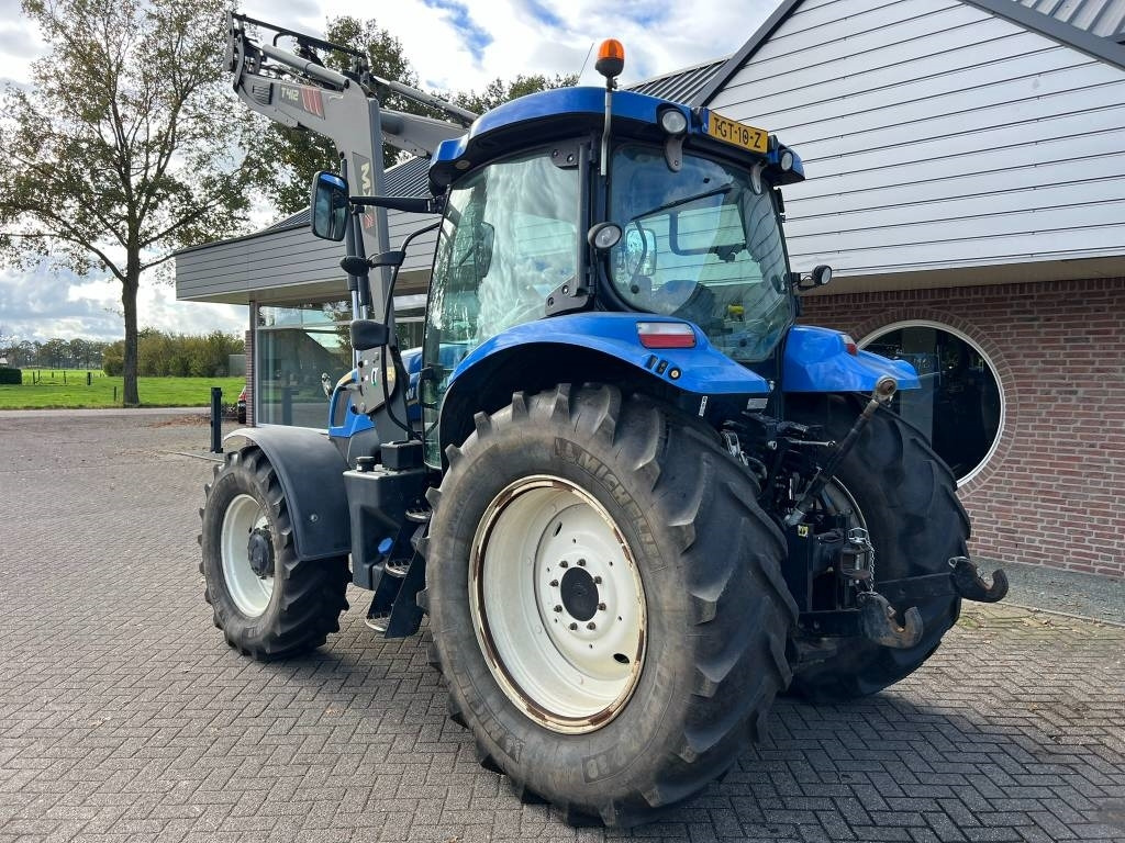New Holland T 6.155 - Τρακτέρ: φωτογραφία 4 New Holland T 6.155 - Τρακτέρ: φωτογραφία 4