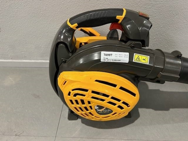 Stiga SBL 327 Bladblazer - Μηχανήματα κήπου: φωτογραφία 3 Stiga SBL 327 Bladblazer - Μηχανήματα κήπου: φωτογραφία 3