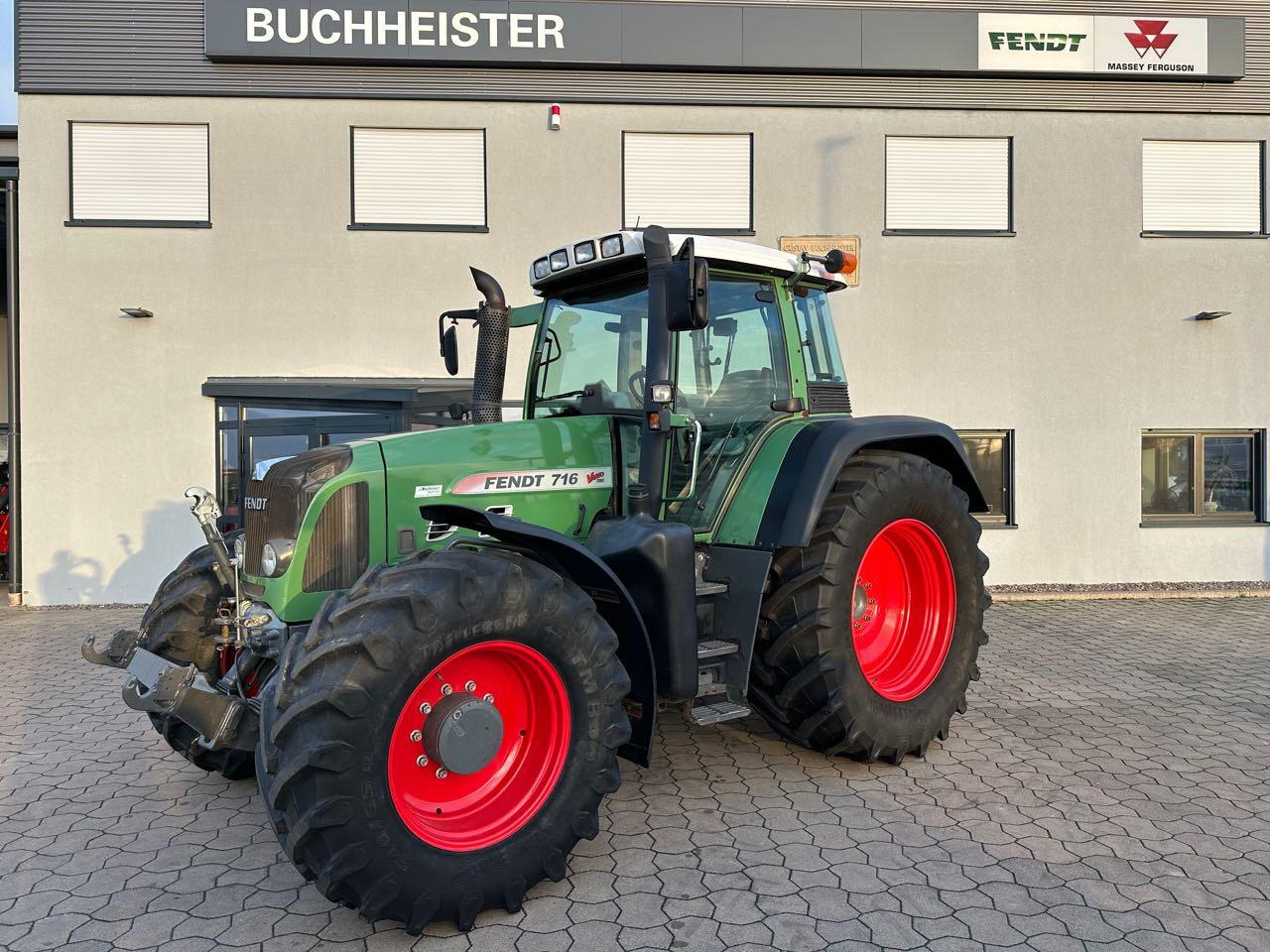 Fendt 716 Vario TMS - Τρακτέρ: φωτογραφία 1 Fendt 716 Vario TMS - Τρακτέρ: φωτογραφία 1