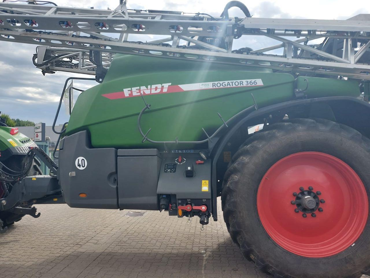 Fendt Rogator 366 - Συρόμενο ψεκαστικό: φωτογραφία 4 Fendt Rogator 366 - Συρόμενο ψεκαστικό: φωτογραφία 4