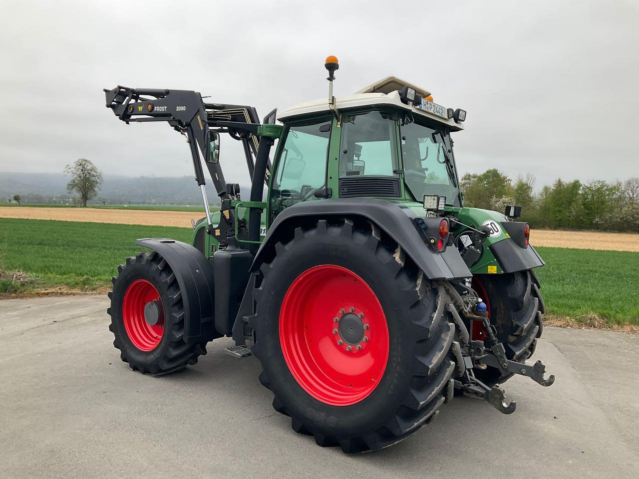 Fendt Vario 818 - Τρακτέρ: φωτογραφία 2 Fendt Vario 818 - Τρακτέρ: φωτογραφία 2