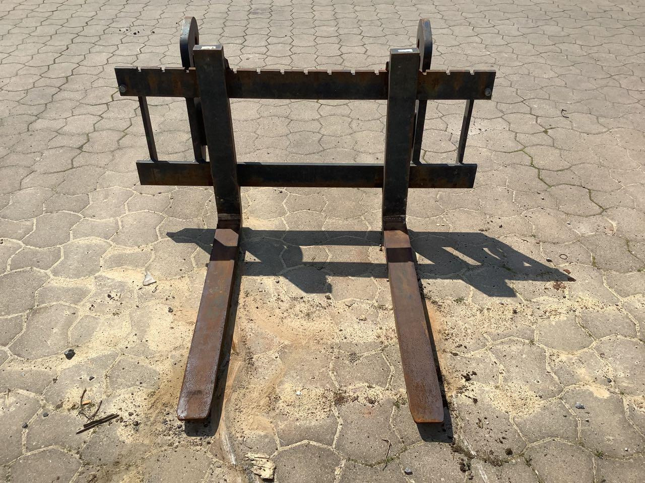 Schäffer Palettengabel - Πιρούνες: φωτογραφία 1 Schäffer Palettengabel - Πιρούνες: φωτογραφία 1