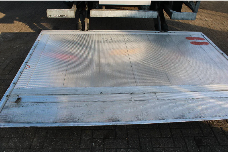 Φορτηγό κόφα DAF CF 260 + EURO 6 + LIFT: φωτογραφία 11 Φορτηγό κόφα DAF CF 260 + EURO 6 + LIFT: φωτογραφία 11