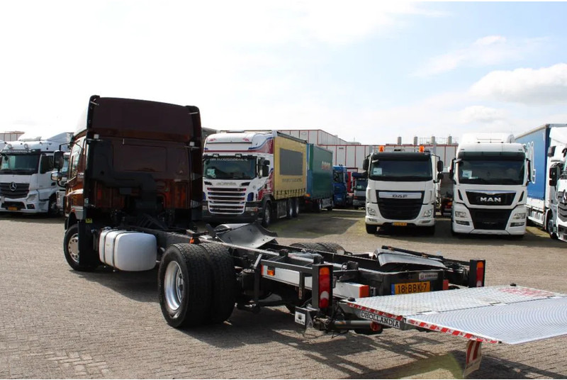 DAF CF 65 220 + lift + euro 5 - Φορτηγό σασί: φωτογραφία 5 DAF CF 65 220 + lift + euro 5 - Φορτηγό σασί: φωτογραφία 5