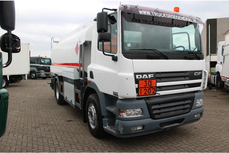 DAF CF 85.430 + PUMP/METERS + 4 COMPART / 15.000 LITER + COMPLETE SYSTEM WORKING - Φορτηγό βυτιοφόρο: φωτογραφία 2 DAF CF 85.430 + PUMP/METERS + 4 COMPART / 15.000 LITER + COMPLETE SYSTEM WORKING - Φορτηγό βυτιοφόρο: φωτογραφία 2