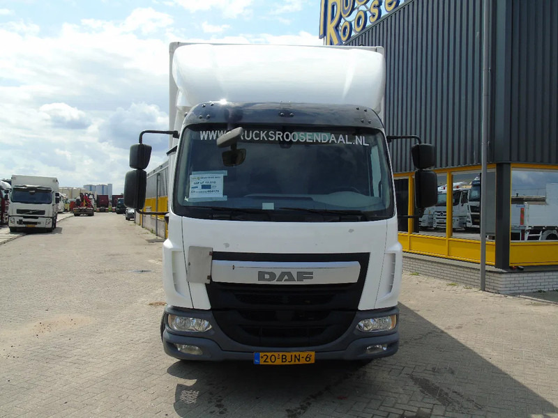 DAF LF 210 + euro 6 + lift + 3P - Φορτηγό κόφα: φωτογραφία 3 DAF LF 210 + euro 6 + lift + 3P - Φορτηγό κόφα: φωτογραφία 3