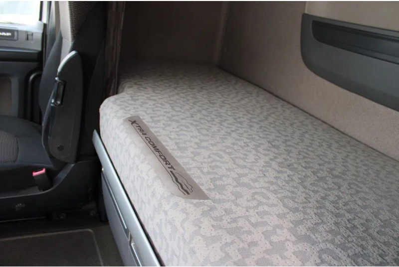 Φορτηγό μουσαμάς DAF XF 106.460 + Euro 6 + 6X2 + retarder + price is for complete incl combi: φωτογραφία 10 Φορτηγό μουσαμάς DAF XF 106.460 + Euro 6 + 6X2 + retarder + price is for complete incl combi: φωτογραφία 10