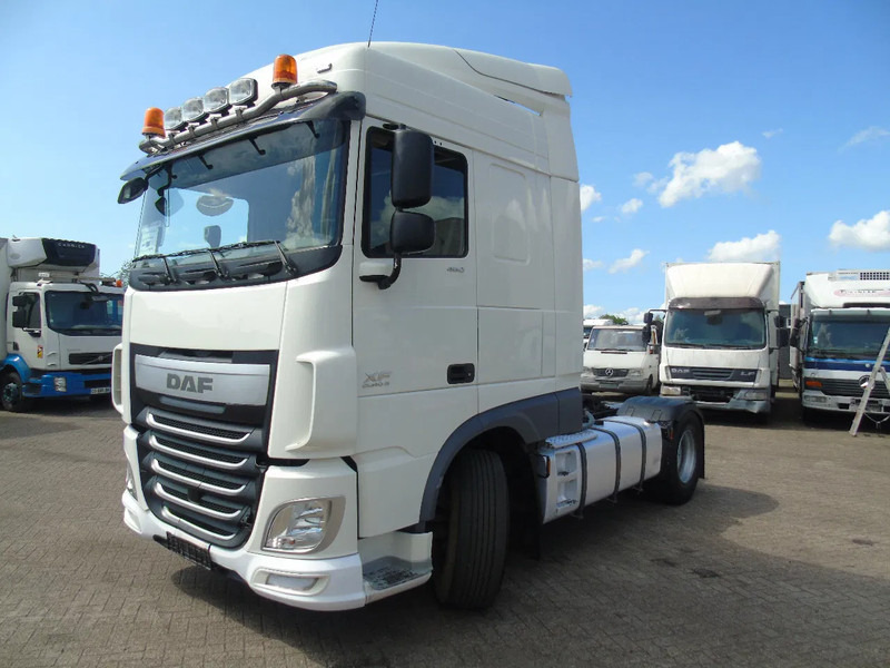 DAF XF 460 + 302KM + PTO + MANUAL + EURO 6 - Τράκτορας: φωτογραφία 2 DAF XF 460 + 302KM + PTO + MANUAL + EURO 6 - Τράκτορας: φωτογραφία 2