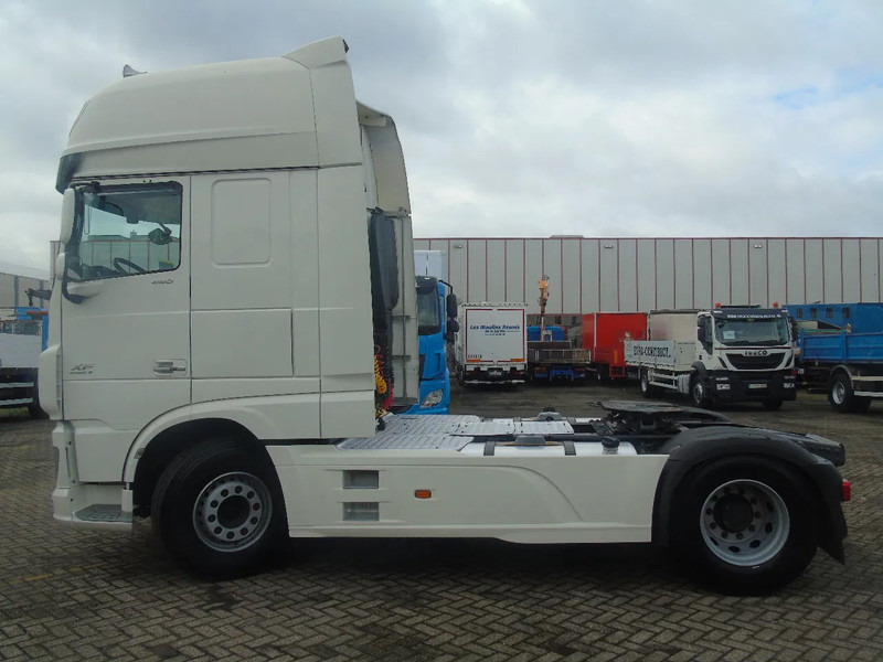 DAF XF 460 + EURO 6 + SSC - Τράκτορας: φωτογραφία 3 DAF XF 460 + EURO 6 + SSC - Τράκτορας: φωτογραφία 3