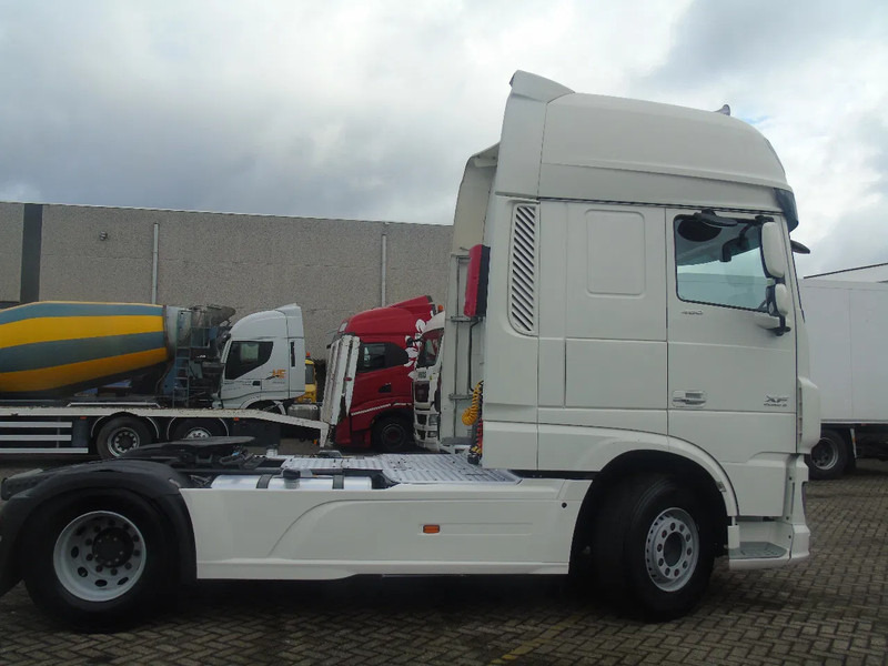 DAF XF 460 + EURO 6 + SSC - Τράκτορας: φωτογραφία 4 DAF XF 460 + EURO 6 + SSC - Τράκτορας: φωτογραφία 4