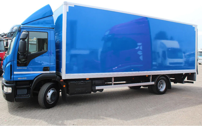 Iveco Eurocargo 120E21 + EURO 6 + LIFT - Φορτηγό κόφα: φωτογραφία 3 Iveco Eurocargo 120E21 + EURO 6 + LIFT - Φορτηγό κόφα: φωτογραφία 3