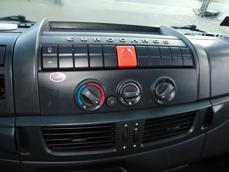 Φορτηγό κόφα Iveco Eurocargo 80E18 + 3 SEATS: φωτογραφία 9