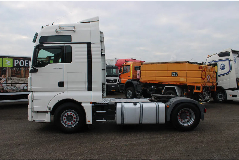 Τράκτορας MAN TGX 18.440 + euro 6 + double tank + spoiler: φωτογραφία 8