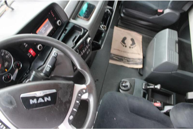 Τράκτορας MAN TGX 18.440 + euro 6 + double tank + spoiler: φωτογραφία 16