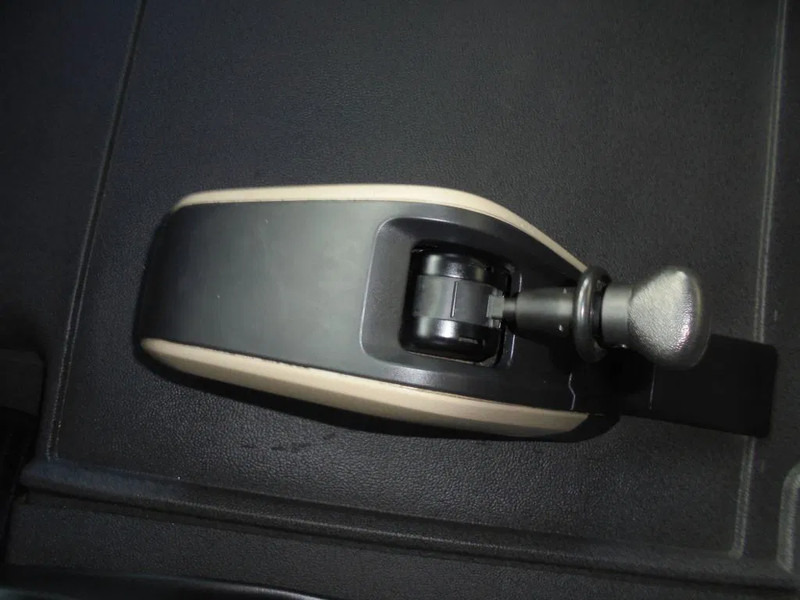 Τράκτορας MAN TGX 18.460 Euro 6 + Retarder: φωτογραφία 20