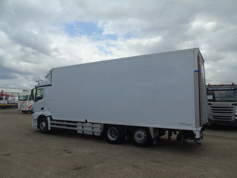 Mercedes-Benz Actros 2530 + 6X2 + LIFT + EURO 6 - Φορτηγό κόφα: φωτογραφία 4 Mercedes-Benz Actros 2530 + 6X2 + LIFT + EURO 6 - Φορτηγό κόφα: φωτογραφία 4
