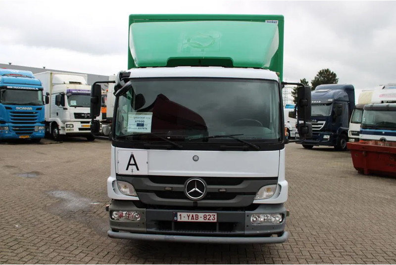 Mercedes-Benz Atego 1018 + LIFT - Φορτηγό κόφα: φωτογραφία 2 Mercedes-Benz Atego 1018 + LIFT - Φορτηγό κόφα: φωτογραφία 2