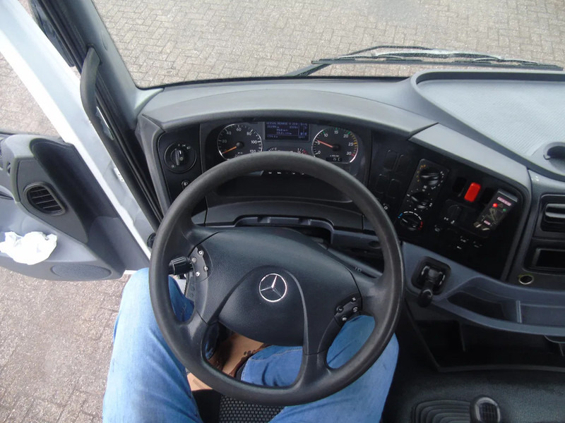 Φορτηγό με γερανό Mercedes-Benz Axor 1929 + FASSI F135 + REMOTE + EURO 5 + MANUAL: φωτογραφία 13