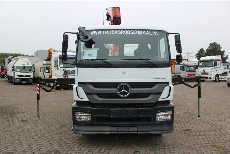 Φορτηγό με γερανό Mercedes-Benz Axor 1929 + FASSI F135 + REMOTE + EURO 5 + MANUAL: φωτογραφία 9