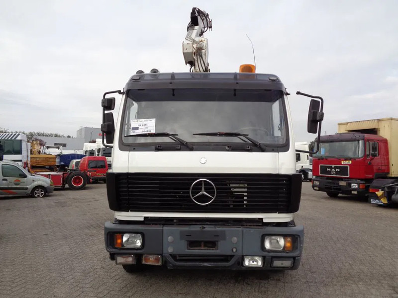 Mercedes-Benz SK 2433 + Semi-Auto + PTO + Serie 14 Crane + 3 pedals - Φορτηγό με γερανό: φωτογραφία 2 Mercedes-Benz SK 2433 + Semi-Auto + PTO + Serie 14 Crane + 3 pedals - Φορτηγό με γερανό: φωτογραφία 2