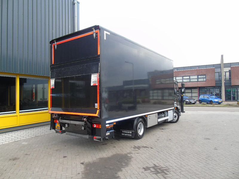Volvo FL 10.210 + EURO 6 + LIFT - Φορτηγό κόφα: φωτογραφία 3 Volvo FL 10.210 + EURO 6 + LIFT - Φορτηγό κόφα: φωτογραφία 3