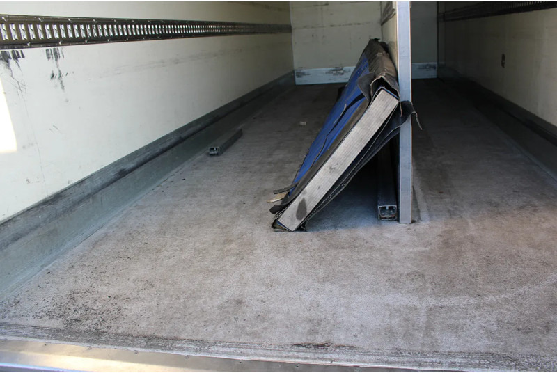 Φορτηγό ψυγείο Volvo FL 16.240 + EURO 5 + 16T: φωτογραφία 17