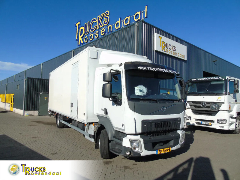 Volvo FL 250 + euro 6 + lift + 12T - Φορτηγό κόφα: φωτογραφία 1 Volvo FL 250 + euro 6 + lift + 12T - Φορτηγό κόφα: φωτογραφία 1