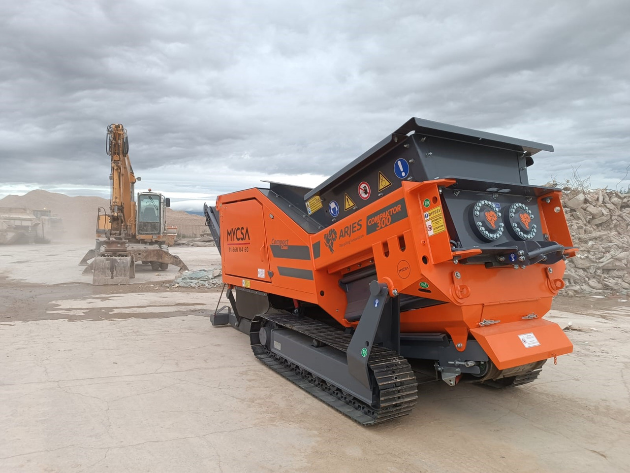 Arjes Compaktor - Μηχάνημα Θραύσης: φωτογραφία 3 Arjes Compaktor - Μηχάνημα Θραύσης: φωτογραφία 3