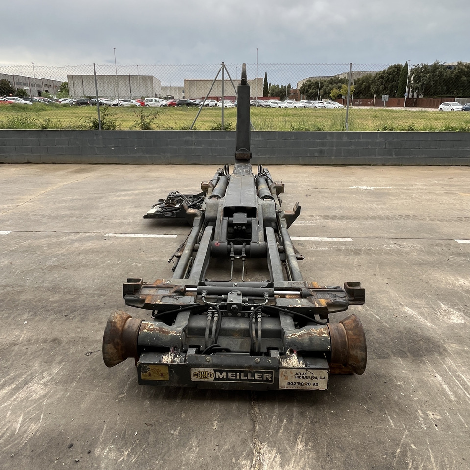 Meiller PK14 50 - Συστήματοςα γάντζων φόρτωσης/ Καδοφόρος φορτωτής: φωτογραφία 1 Meiller PK14 50 - Συστήματοςα γάντζων φόρτωσης/ Καδοφόρος φορτωτής: φωτογραφία 1