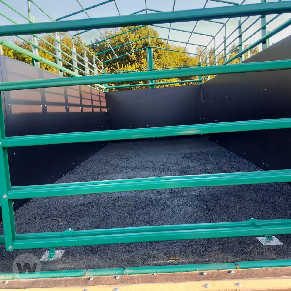 Knies VA 10 - Ρυμούλκα μεταφορά ζώων: φωτογραφία 4 Knies VA 10 - Ρυμούλκα μεταφορά ζώων: φωτογραφία 4