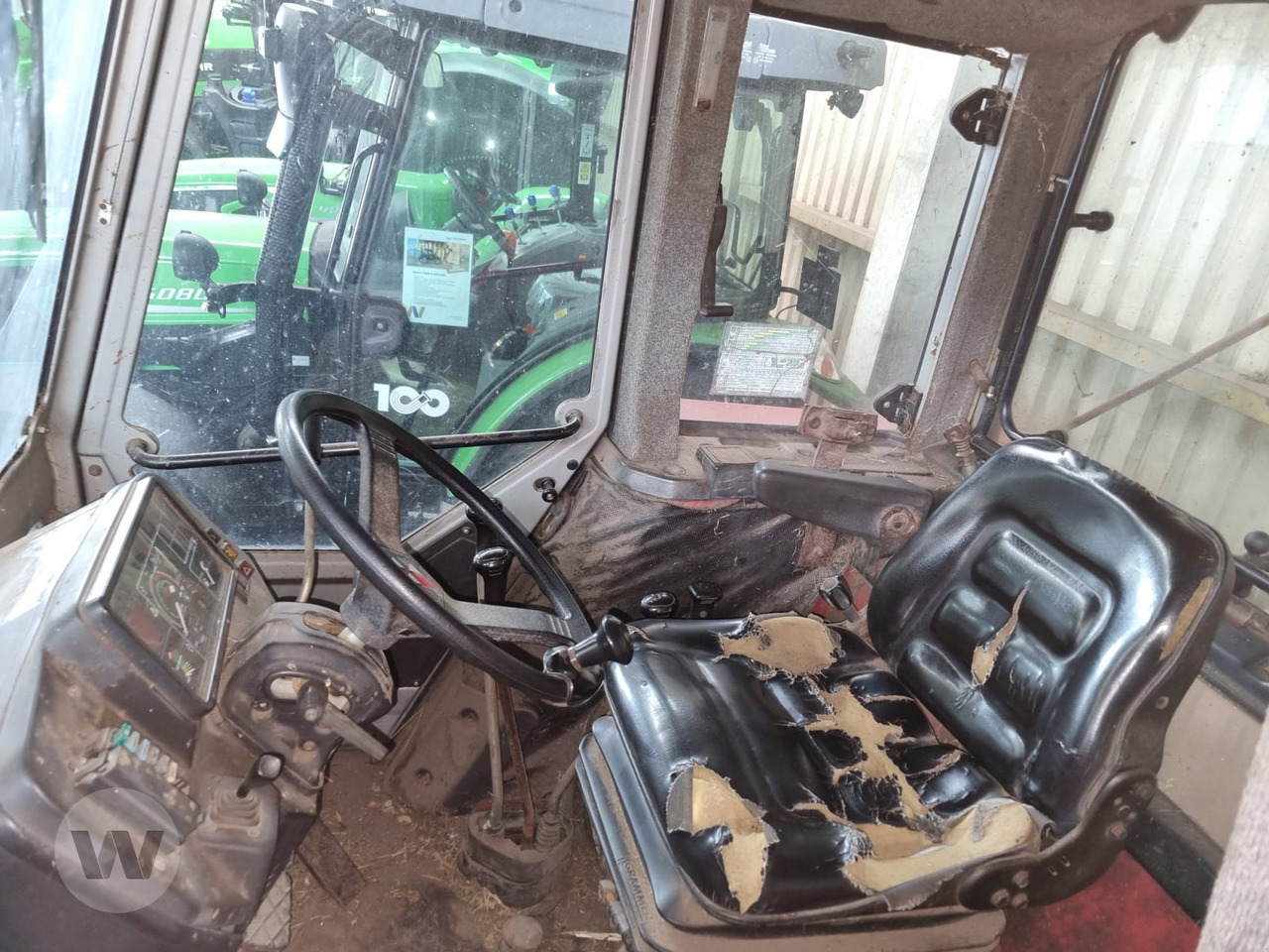 Massey Ferguson 397 - Τρακτέρ: φωτογραφία 3 Massey Ferguson 397 - Τρακτέρ: φωτογραφία 3