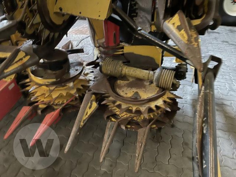New Holland 490 FIE - Καλαμποκομαχαιρο: φωτογραφία 2 New Holland 490 FIE - Καλαμποκομαχαιρο: φωτογραφία 2
