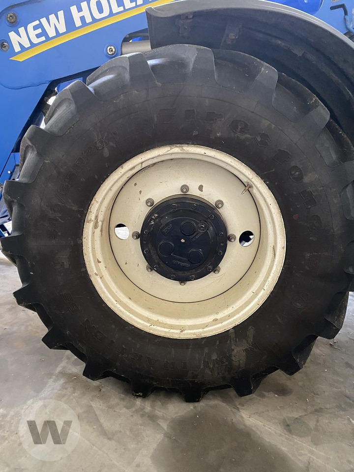 New Holland T 6.175 - Τρακτέρ: φωτογραφία 4 New Holland T 6.175 - Τρακτέρ: φωτογραφία 4
