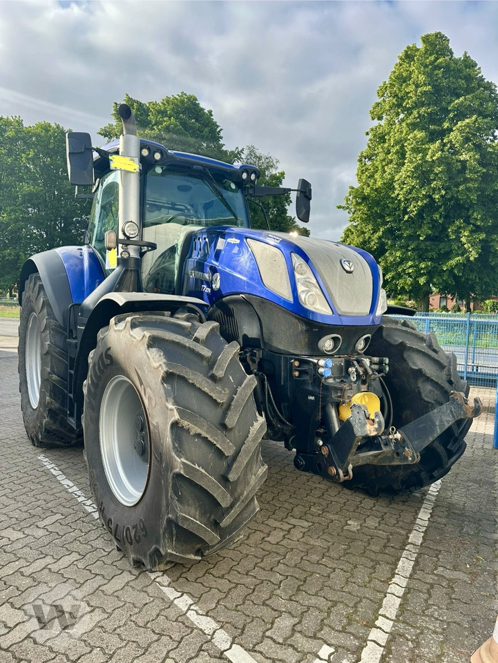 New Holland T 7.270 AC - Τρακτέρ: φωτογραφία 2 New Holland T 7.270 AC - Τρακτέρ: φωτογραφία 2