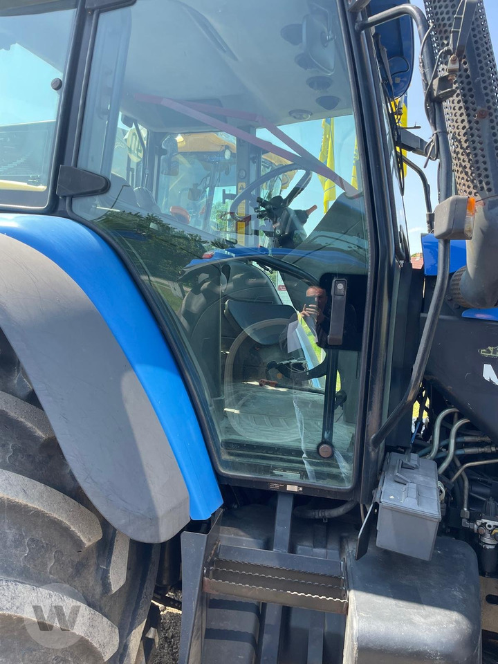 New Holland TM 190 - Τρακτέρ: φωτογραφία 2 New Holland TM 190 - Τρακτέρ: φωτογραφία 2
