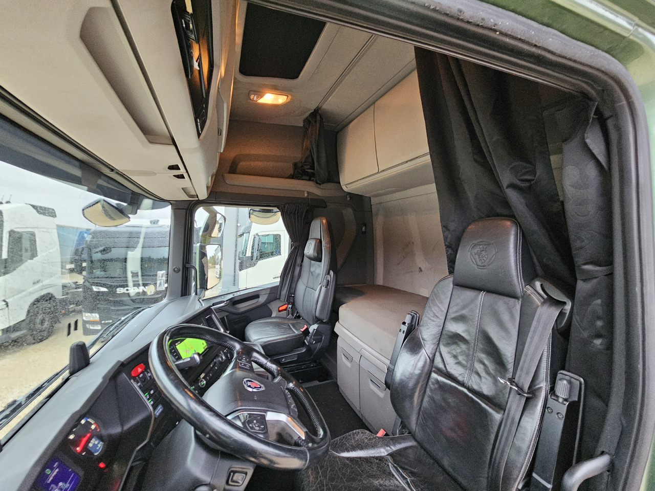 Τράκτορας SCANIA S500 / RETARDER / NAVI / FULL SPOILER / FULL AIR: φωτογραφία 26
