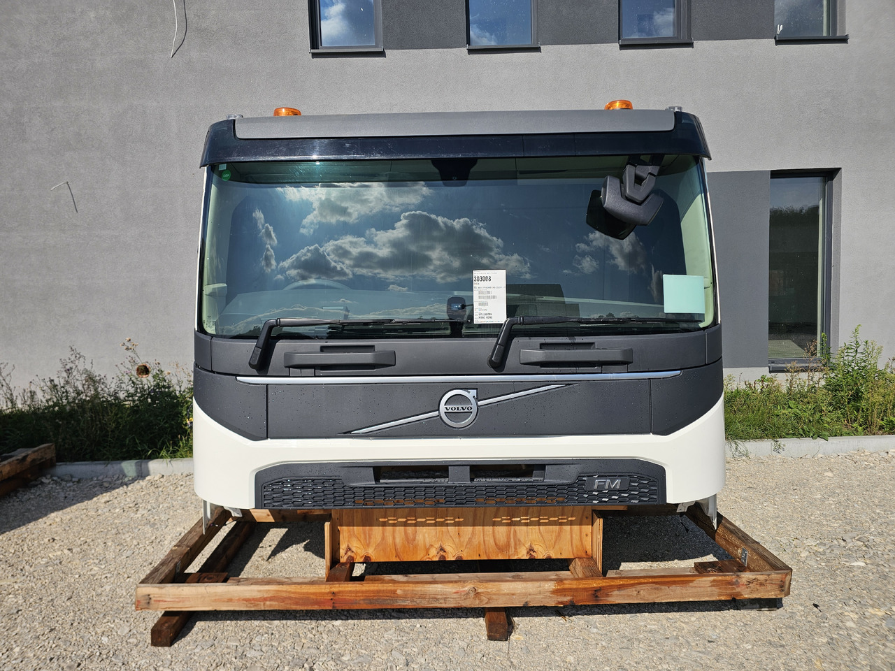 VOLVO FM5 FMX LOW DAY CAB / FULLY COMPLETE / BRAND NEW - Καμπίνα: φωτογραφία 3 VOLVO FM5 FMX LOW DAY CAB / FULLY COMPLETE / BRAND NEW - Καμπίνα: φωτογραφία 3