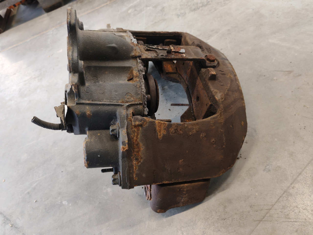 VOLVO RENAULT DXI / MERITOR ELSA 225 / BRAKE CALIPER / RIGHT - Δαγκάνα φρένων: φωτογραφία 5 VOLVO RENAULT DXI / MERITOR ELSA 225 / BRAKE CALIPER / RIGHT - Δαγκάνα φρένων: φωτογραφία 5