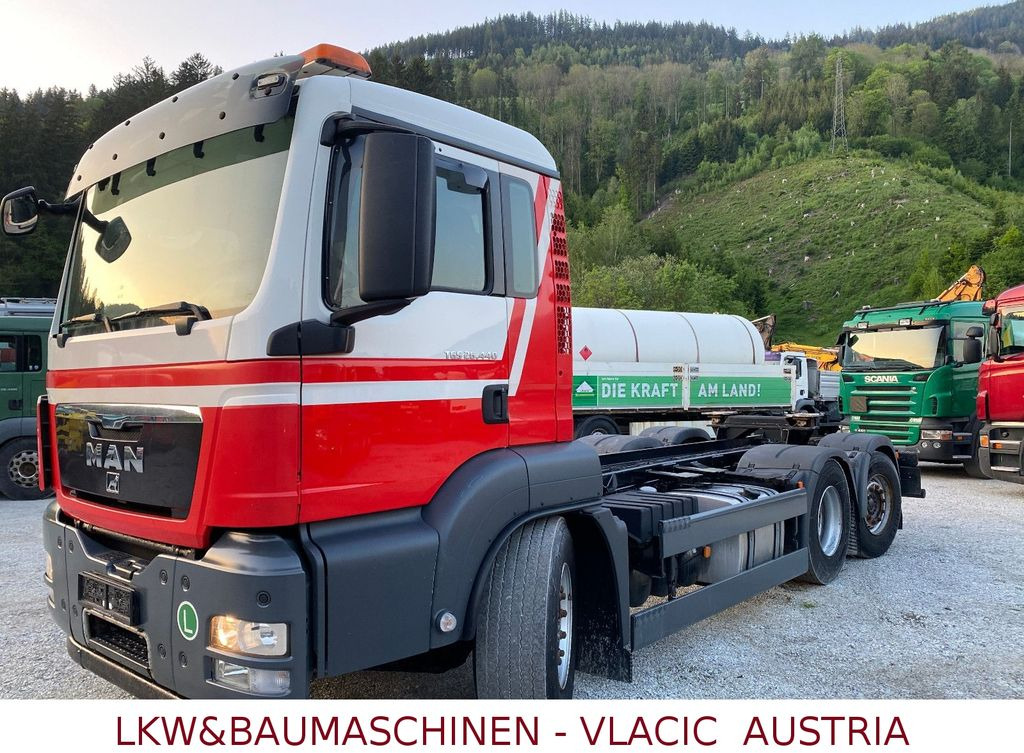 MAN TGS 26.440 6x2 mit Lift und Lenkachse MAN TGS 26.440 6x2 mit Lift und Lenkachse - Φορτηγό σασί: φωτογραφία 1 MAN TGS 26.440 6x2 mit Lift und Lenkachse MAN TGS 26.440 6x2 mit Lift und Lenkachse - Φορτηγό σασί: φωτογραφία 1