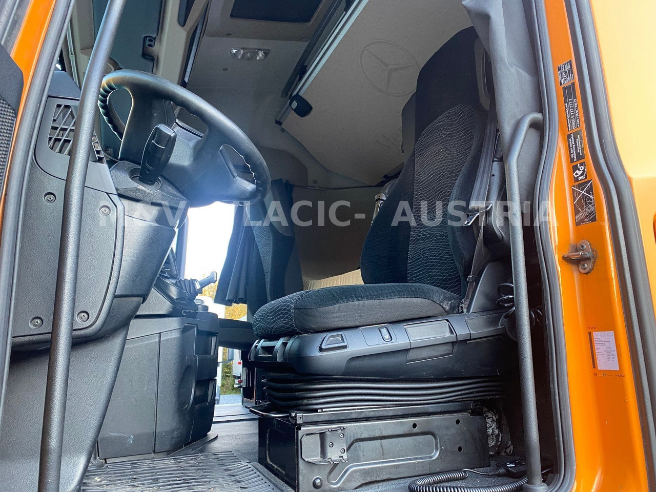 Mercedes-Benz 2542 - Φορτηγό μεταφοράς εμπορευματοκιβωτίων/ Κινητό αμάξωμα: φωτογραφία 3 Mercedes-Benz 2542 - Φορτηγό μεταφοράς εμπορευματοκιβωτίων/ Κινητό αμάξωμα: φωτογραφία 3
