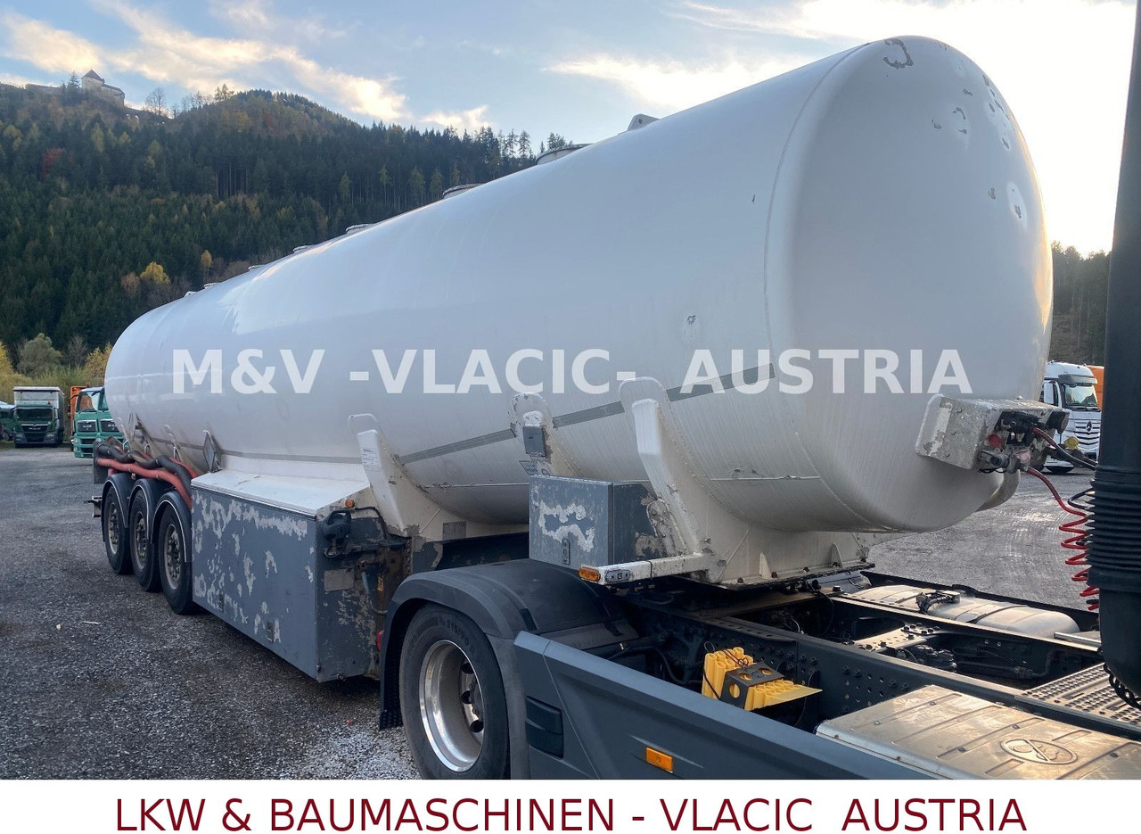 Schwarzmüller Benzin / Diesel 43000L 6Kammer Peillstab - Επικαθήμενο βυτίο: φωτογραφία 2 Schwarzmüller Benzin / Diesel 43000L 6Kammer Peillstab - Επικαθήμενο βυτίο: φωτογραφία 2